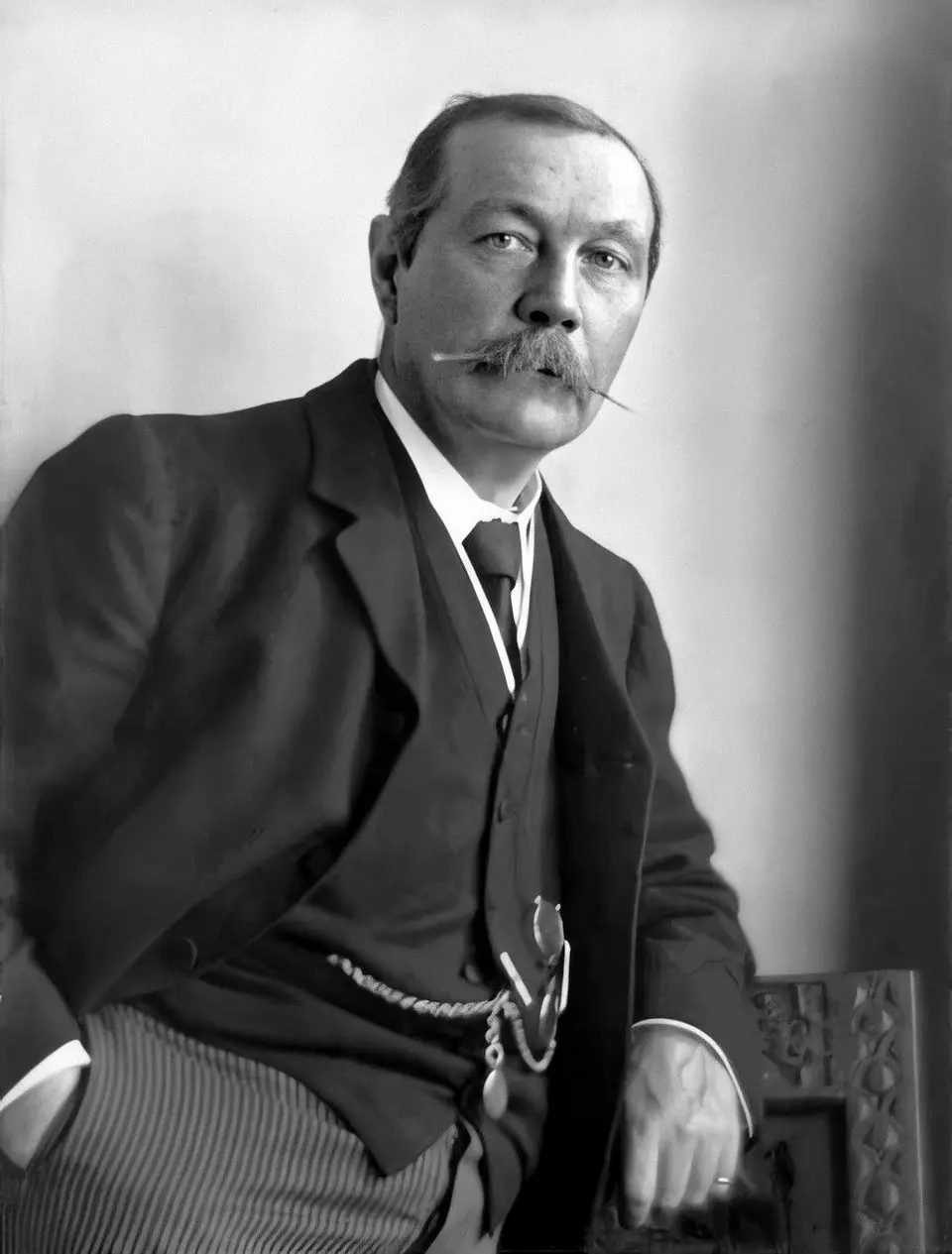 Arthur Conan Doyle profile